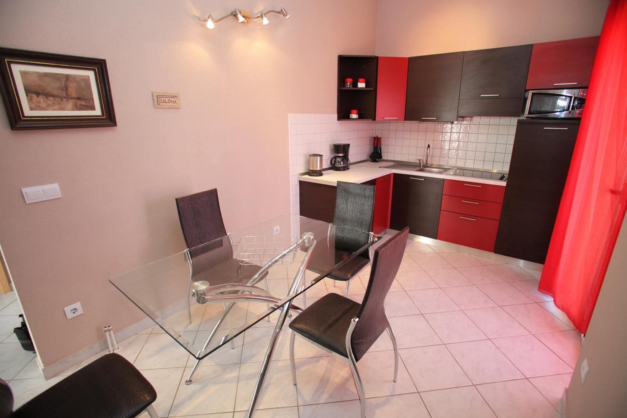 Apartments Salona تروغير المظهر الخارجي الصورة