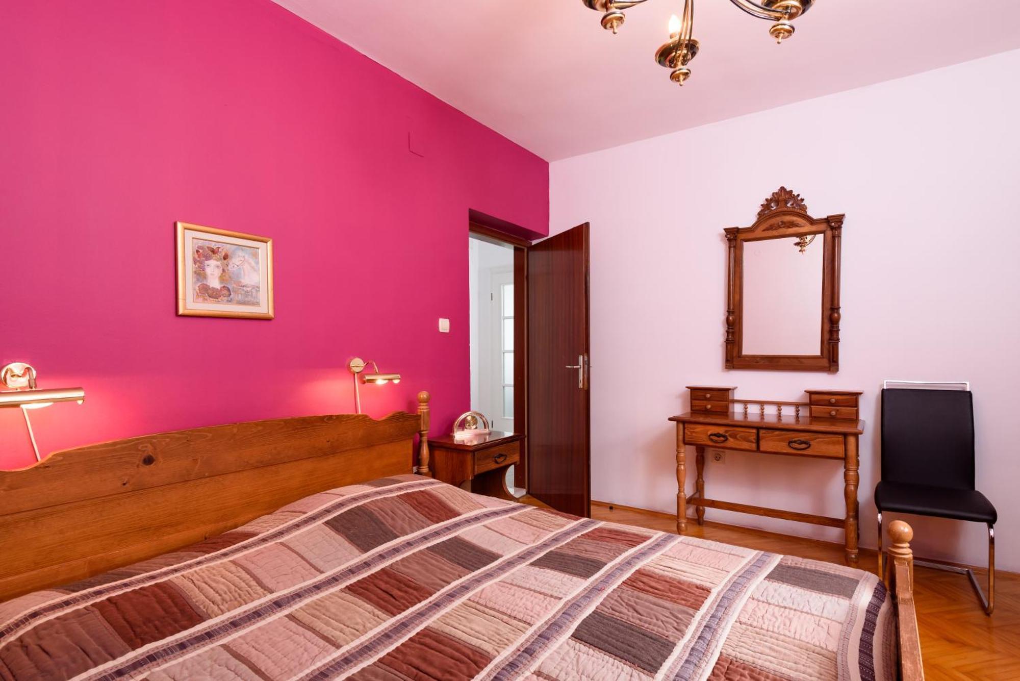 Apartments Salona تروغير الغرفة الصورة