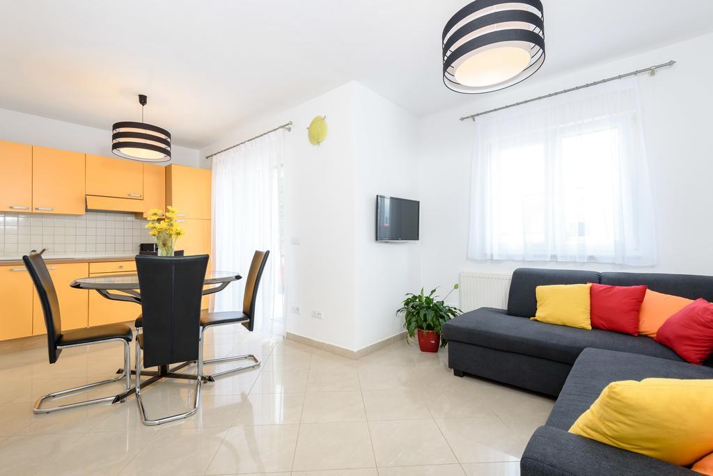 Apartments Salona تروغير المظهر الخارجي الصورة