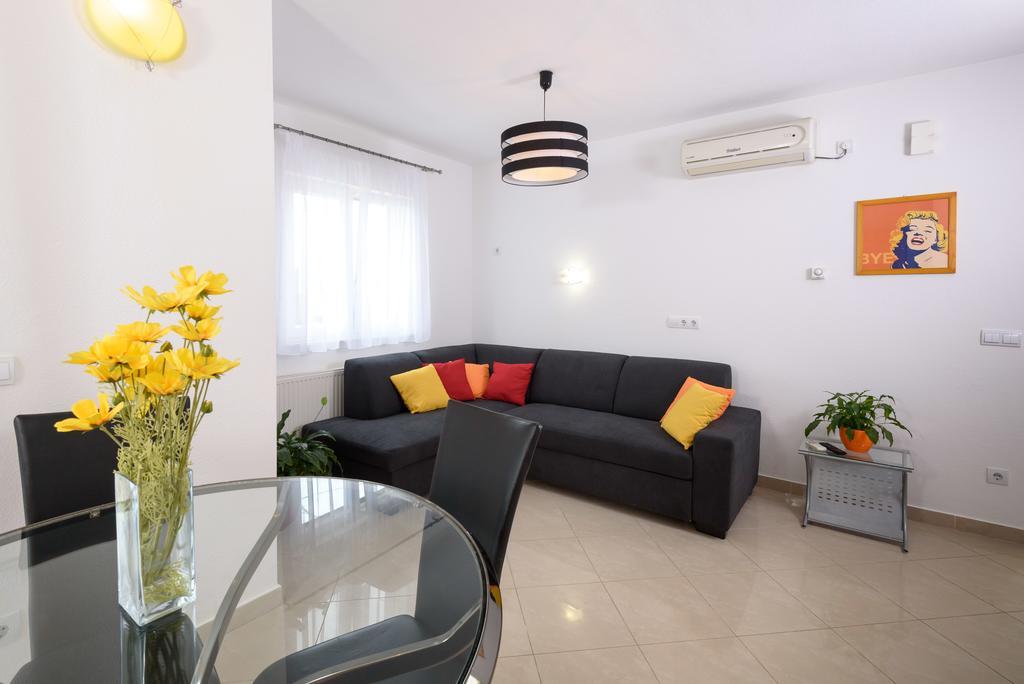 Apartments Salona تروغير المظهر الخارجي الصورة